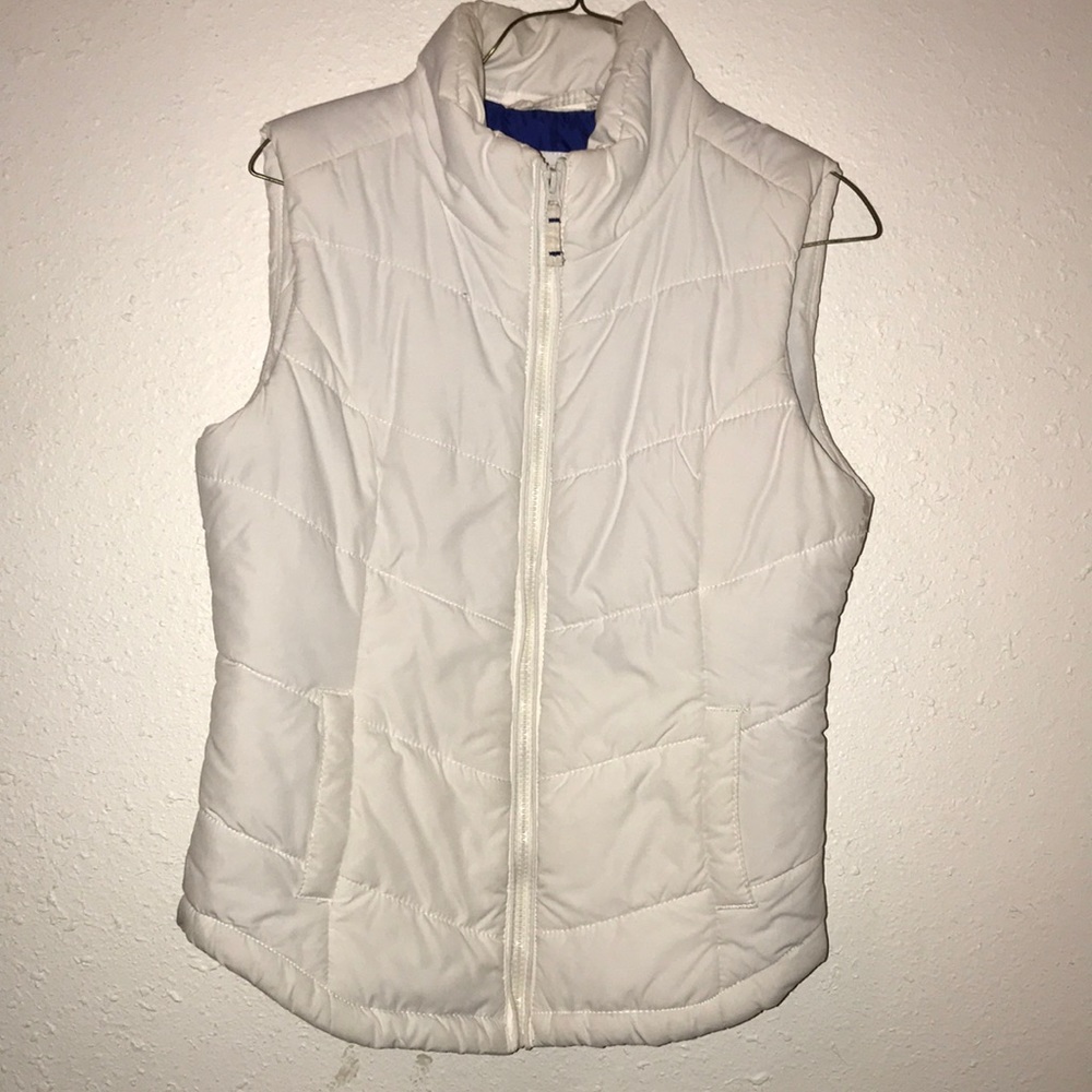 White vest